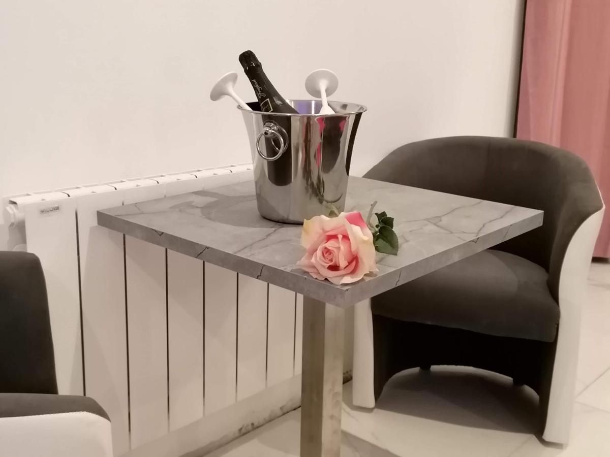 Jacuzzi Romantique 15 Min Etretat 2 Фекам Екстер'єр фото